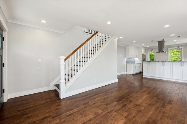 634 Adams Ave, House other with 3 bedrooms, 2 bathrooms and null parking in Lindenhurst NY | Image 5