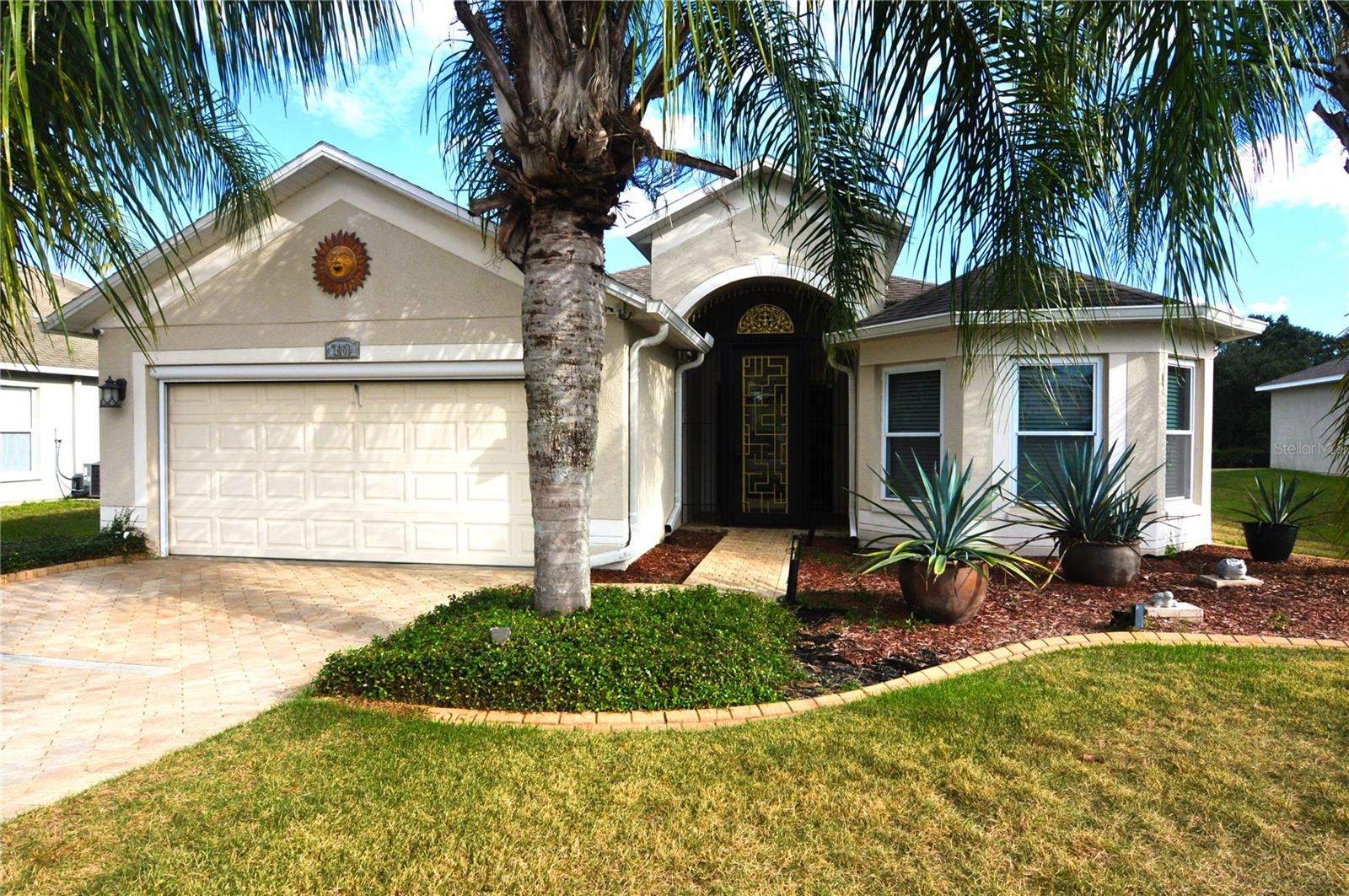 Merchantville Cir, Zephyrhills, FL 33540
