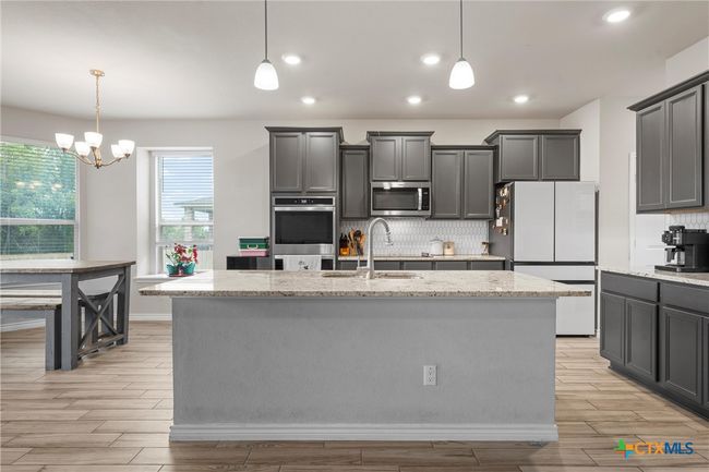 5803 St Charles Dr, House other with 5 bedrooms, 3 bathrooms and null parking in Belton TX | Image 9
