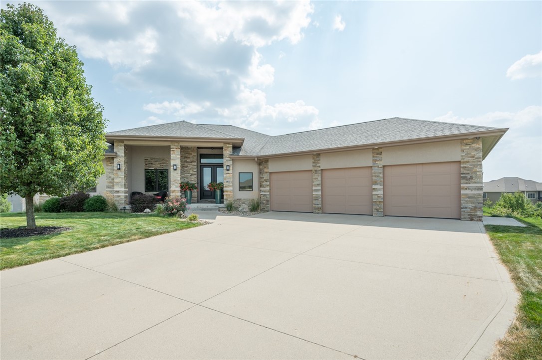 143rd St, Urbandale, IA 50323
