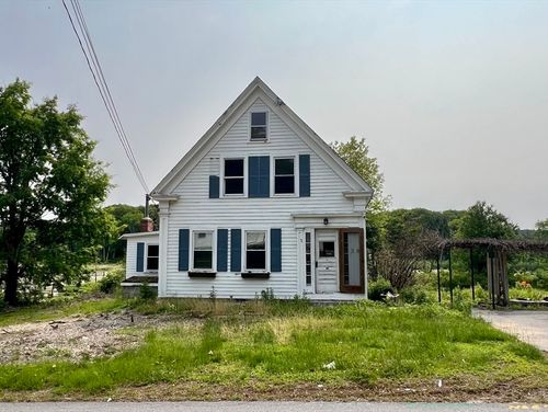 38 Clark St, Medway, MA, 02053-2257 | Card Image