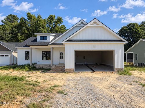 16-32 Clio Ct, Selma, NC, 27576-2581 | Card Image