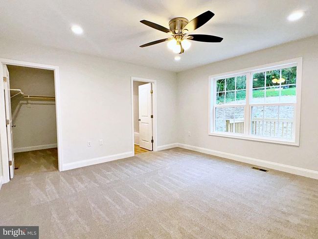815 S George St, House other with 3 bedrooms, 3 bathrooms and null parking in CHARLES TOWN WV | Image 13