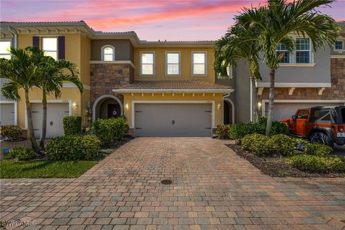 10805 Alvara Way, BONITA SPRINGS, FL, 34135-5390 | Card Image