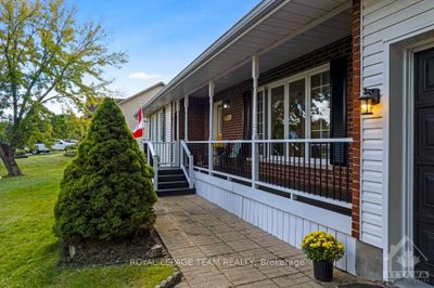 3050 Drew Dr, House other with 3 bedrooms, 3 bathrooms and 6 parking in North Dundas ON | Image 3