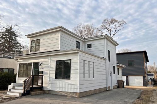 2720 Milwaukee St, Madison, WI, 53704-5122 | Card Image