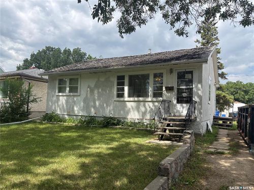 610 Mullin Ave E, Regina, SK, S4N1C9 | Card Image