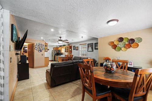 3140 Nw 59th St, Miami, FL, 33142-2103 | Card Image