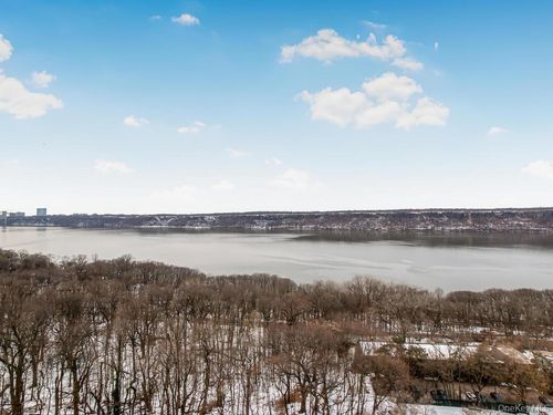 apt-17a-3671 Hudson Manor Ter, Bronx, NY, 10463-1140 | Card Image