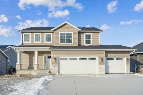 2406 Royal Oak Ridge Rd, Marion, IA, 52302-8602 | Card Image