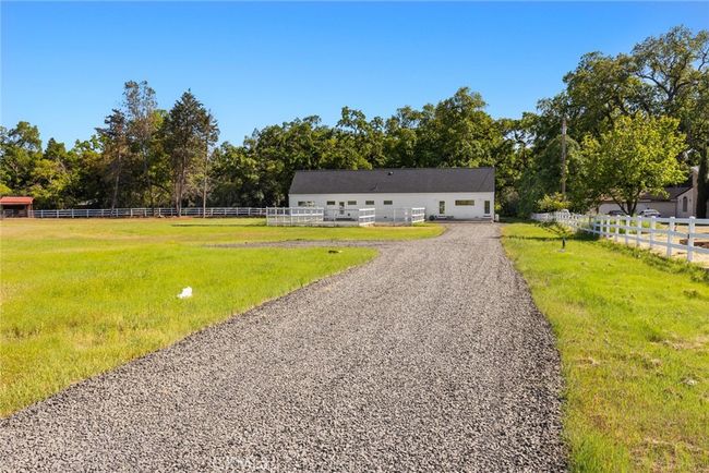 Large gravel driveway _188 Honey Run Rd. Chico, CA | Image 41
