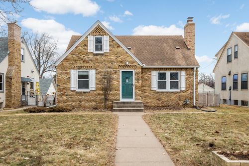 5733 13th Ave S, Minneapolis, MN, 55417-2528 | Card Image