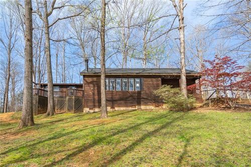 236 Jacobs Creek Rd, Madison, NC, 27025-7765 | Card Image