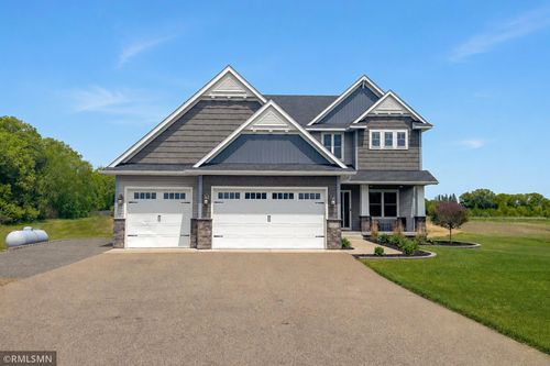 9109 254th Ct, Stacy, MN, 55079-2203 | Card Image