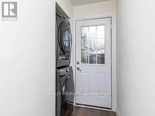 lower-10 Blackwell Ave, Scarborough, ON, M1B1C8 | Card Image