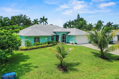 11690 Amanda Ln, BONITA SPRINGS, FL, 34135-6046 | Card Image