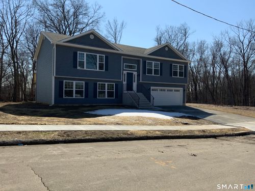 48 Trescott St, West Haven, CT, 06516-1139 | Card Image