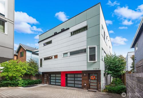 a-732 26th Ave S, Seattle, WA, 98144-3008 | Card Image