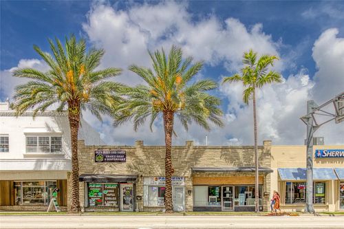 13 N Federal Hwy, DANIA BEACH, FL, 33004-2801 | Card Image