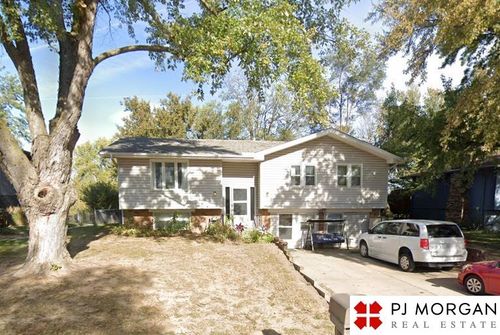 3002 Columbus Ave, Bellevue, NE, 68005-4118 | Card Image