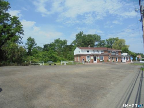 979 Farmington Ave, Farmington, CT, 06032-1558 | Card Image