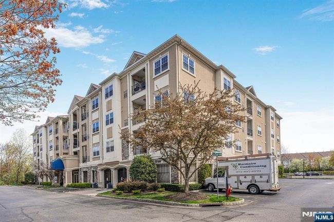 1201 Wickham Ter, Condo with 2 bedrooms, 2 bathrooms and null parking in Clifton NJ | Image 16