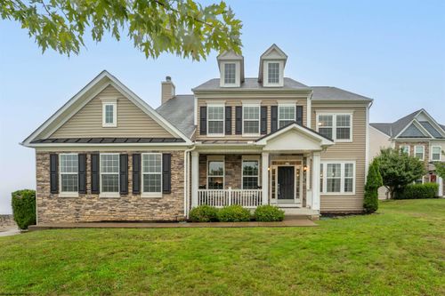 467 Blackberry Ridge Dr, Morgantown, WV, 26508-4869 | Card Image