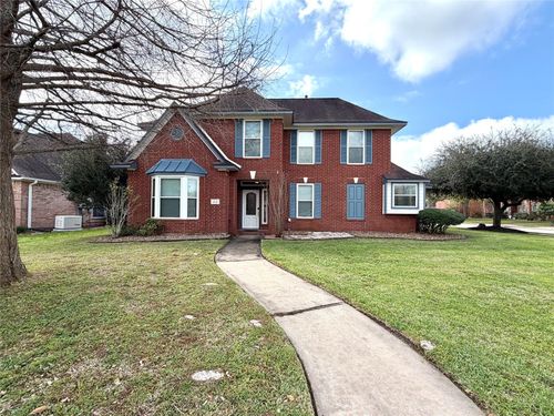102 Thyme Trl, Lake Jackson, TX, 77566-4564 | Card Image