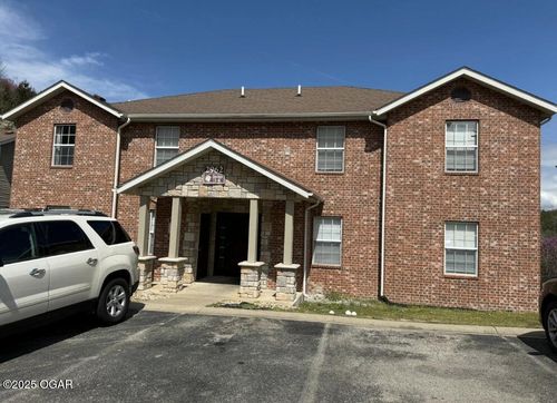 apt-2-2962 Vineyards Pkwy, Branson, MO, 65616-4143 | Card Image