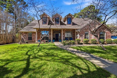1605 Mistletoe Dr, Flower Mound, TX, 75022-5314 | Card Image