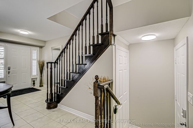4765 Highway 7, House attached with 4 bedrooms, 3 bathrooms and null parking in Vaughan ON | Image 8