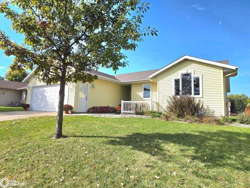 1545 Edgewood Drive, Carroll, IA, 51401 | Card Image