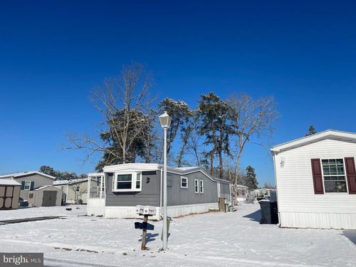 44 Woodchuck Pkwy, Whiting, NJ, 08759-3643 | Card Image