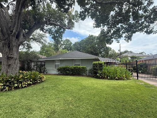 4114 Norfolk St, Houston, TX, 77027-6828 | Card Image