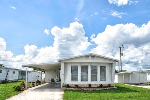716 50th Ave W, BRADENTON, FL, 34207-2683 | Card Image