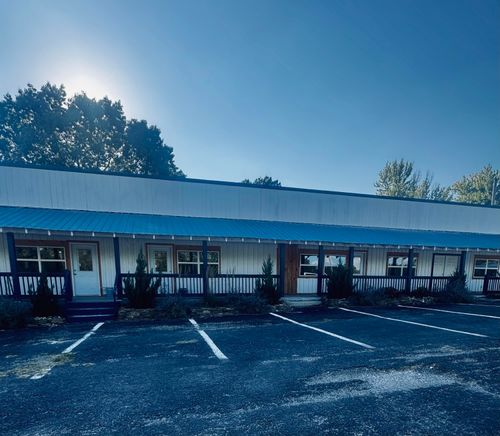 9310 E State Highway 76, Branson West, MO, 65737-9693 | Card Image