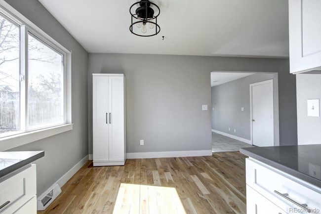 9564 W 75 Th Way, House other with 5 bedrooms, 2 bathrooms and 2 parking in Arvada CO | Image 12