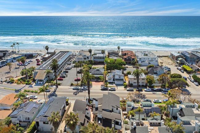 1729 Coast Blvd, Condo with 1 bedrooms, 2 bathrooms and 2 parking in Del Mar CA | Image 21