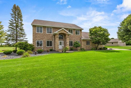 8190 Sage Court, Clayton, WI, 54956 | Card Image