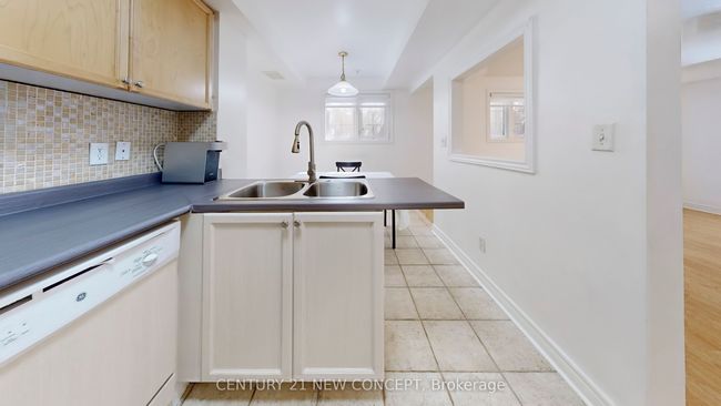 2 - 45 Cedarcroft Blvd, Condo with 3 bedrooms, 3 bathrooms and 1 parking in North York ON | Image 11