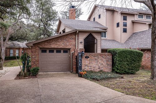 135 Pleasant Grove Ln, Waco, TX, 76712-7717 | Card Image