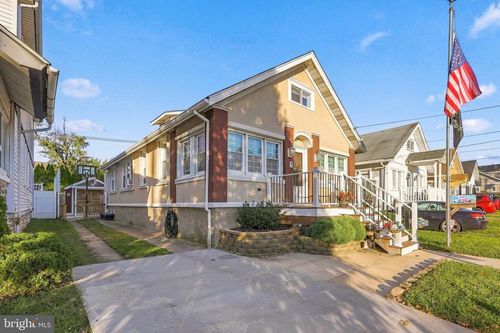 541 Tyson Ave, PHILADELPHIA, PA, 19111-4318 | Card Image