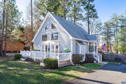 579 Jefferson Dr, PALMYRA, VA, 22963-3033 | Card Image