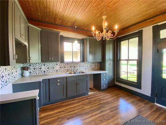 140 S Sycamore St, Home with 3 bedrooms, 3 bathrooms and null parking in Campbellsburg IN | Image 7