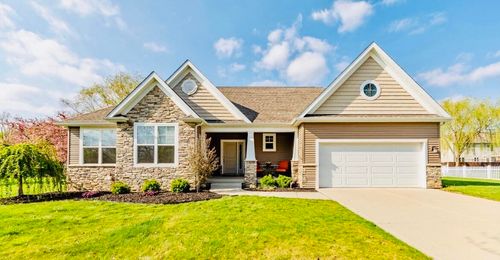 13 Covington Dr, Valparaiso, IN, 46385 | Card Image