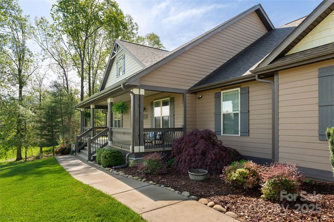 70 King Heights Dr, House other with 4 bedrooms, 4 bathrooms and null parking in Fletcher NC | Image 5