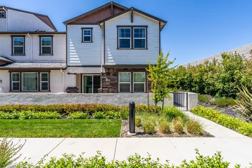 3080 Seaspray Walk, Sacramento, CA, 95833-3955 | Card Image