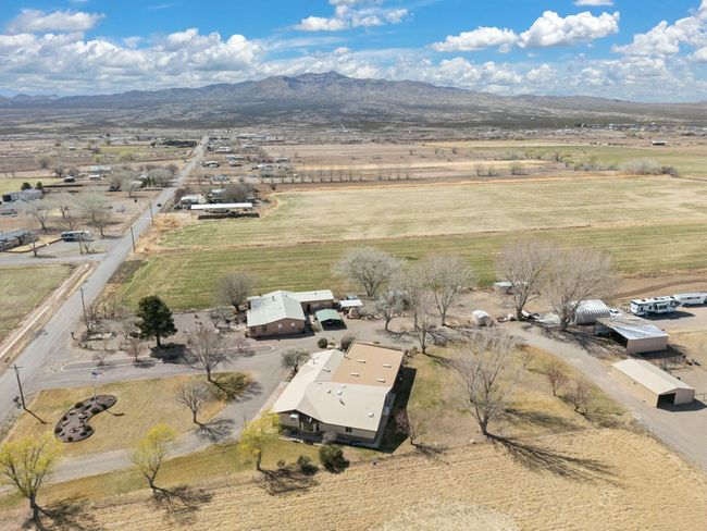 69 Midway Rd, House other with 5 bedrooms, 4 bathrooms and null parking in Lemitar NM | Image 46
