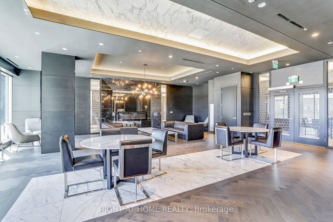 402 - 31 Tippett Rd, Condo with 4 bedrooms, 2 bathrooms and 1 parking in Toronto ON | Image 26