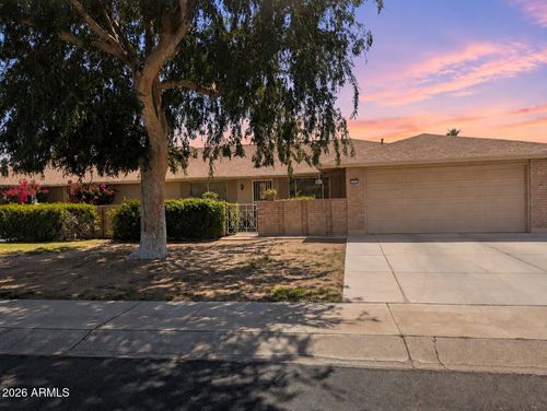 10311 W Prairie Hills Cir, Sun City, AZ, 85351-1947 | Card Image